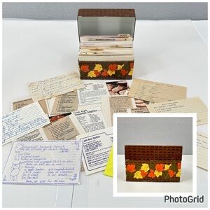Vtg Grandma's Recipe Box Syndicate MFG Typed Handwritten Index Cards Cut Clipped